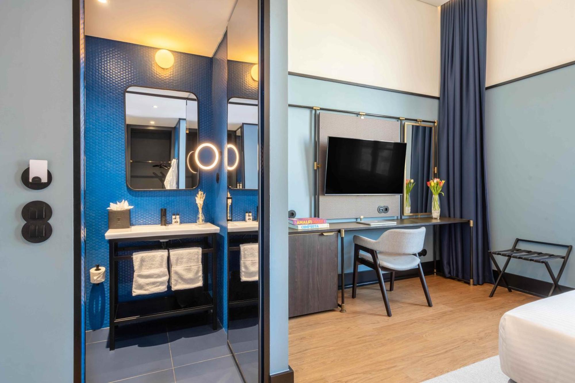 The Editory Riverside Hotel, An Historic Hotel Lisbona Esterno foto A room at the hotel