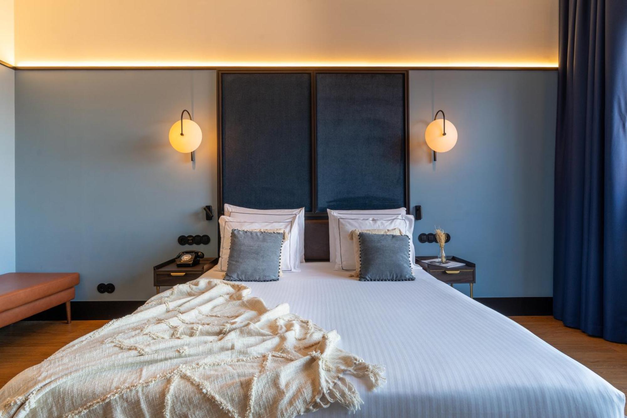 The Editory Riverside Hotel, An Historic Hotel Lisbona Esterno foto A bedroom at the hotel